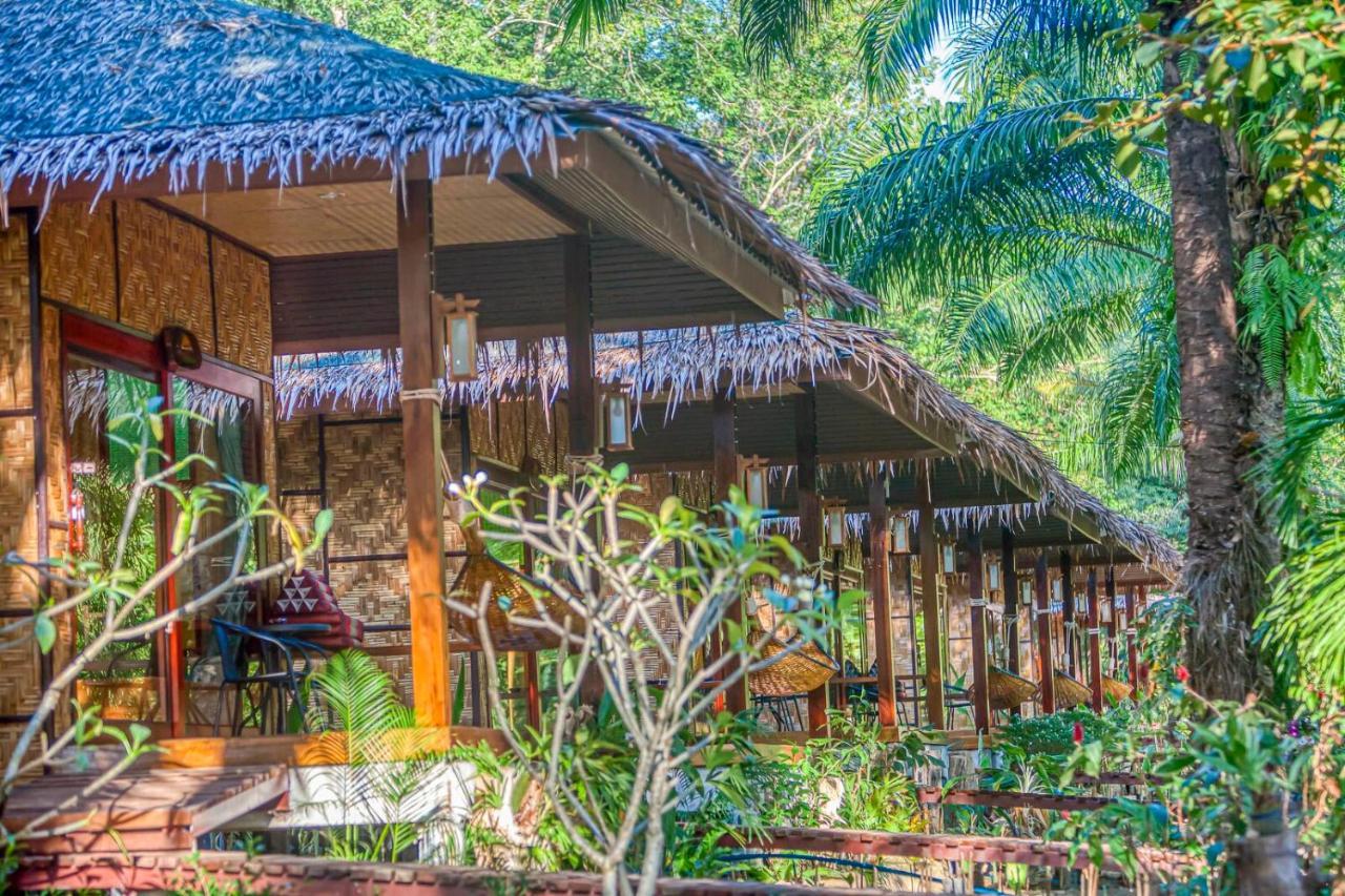 Baan Suan Farmstay Ko Lanta エクステリア 写真